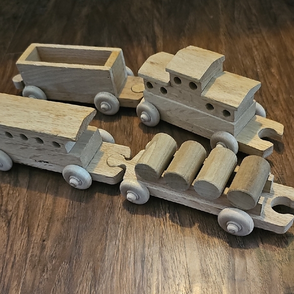 homemade Other - BOGO🎀 4pc Wooden Train Set for Kids
